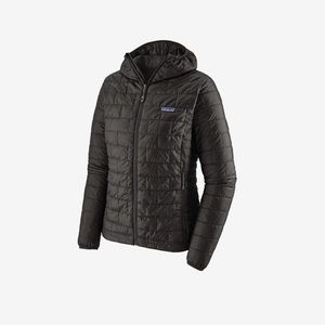 SOLD / Patagonia Women’s Nano Puff Hoodie jacket